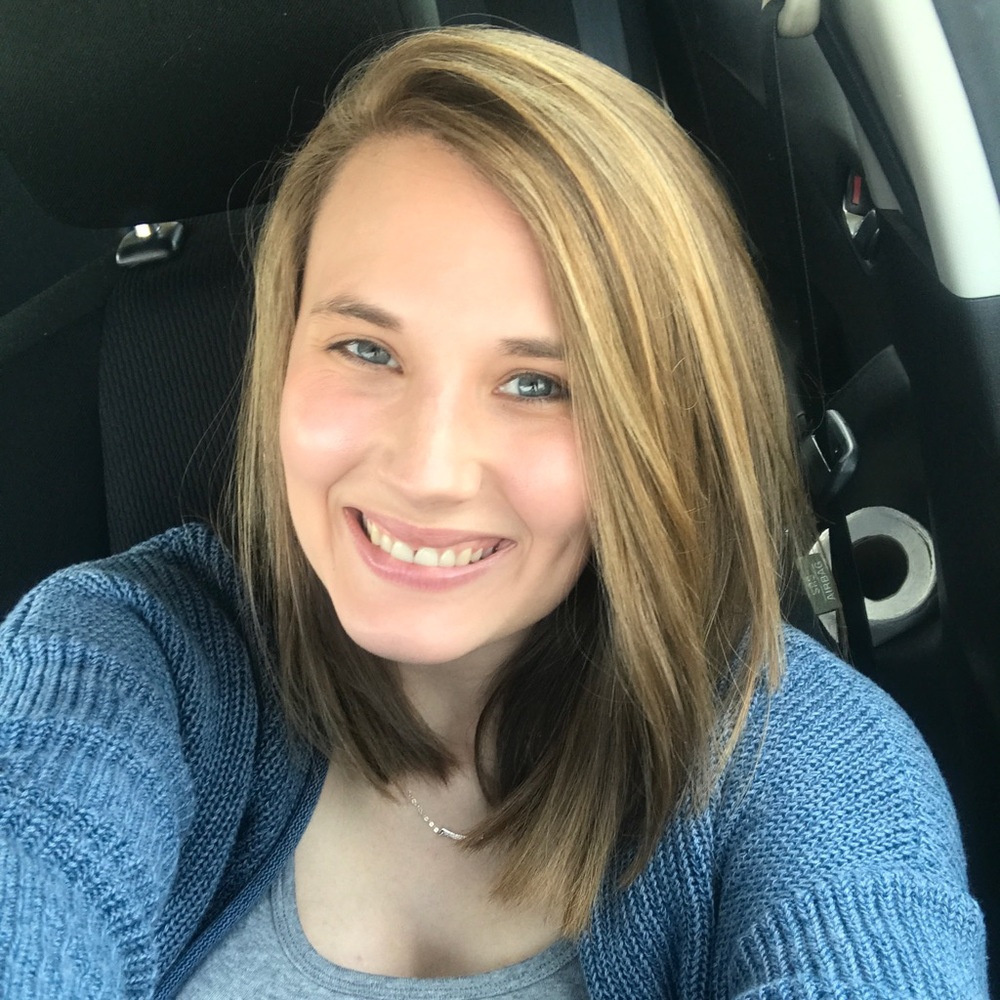 Meet your Posher, Elizabeth